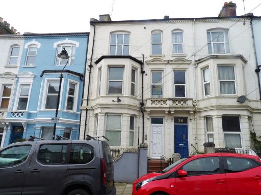 Similar property image