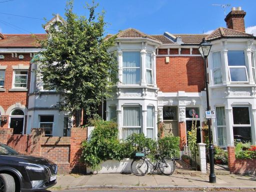 Similar property image