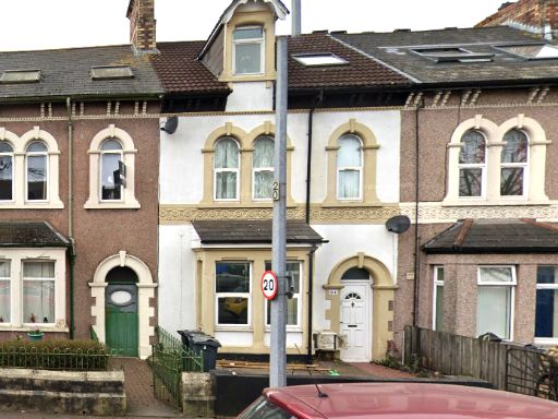Similar property image