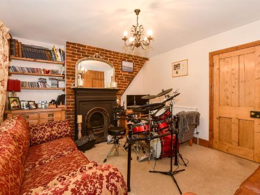 Similar property image