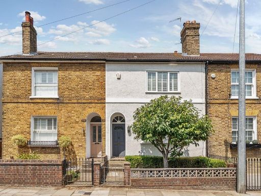 Similar property image