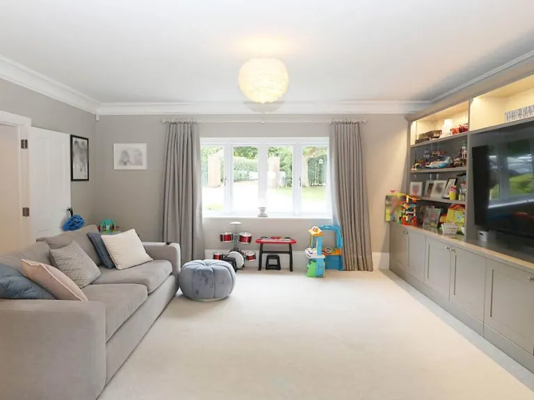 property Compatible Images}