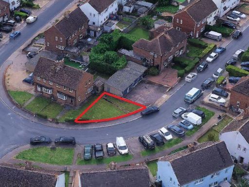 Similar property image