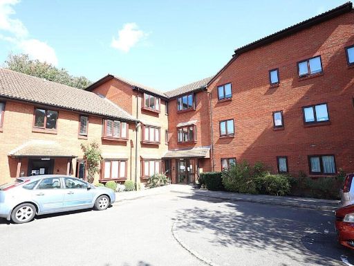 Similar property image