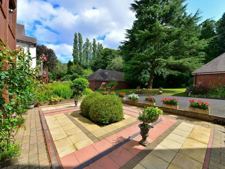 property Compatible Images}