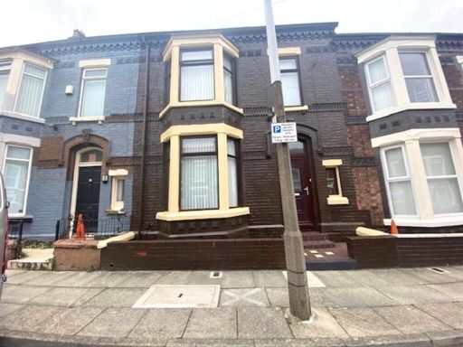 Similar property image