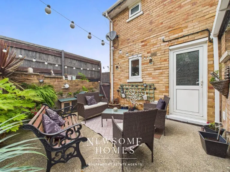 property Compatible Images}