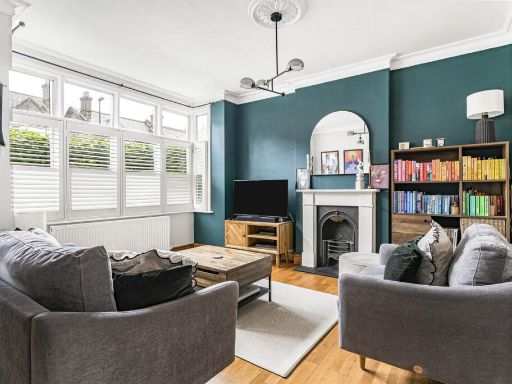 Similar property image