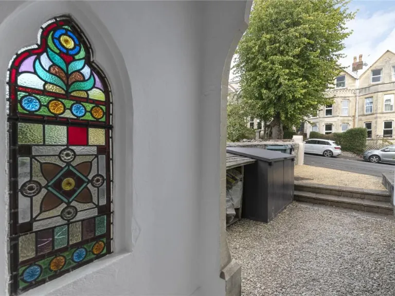 property Compatible Images}