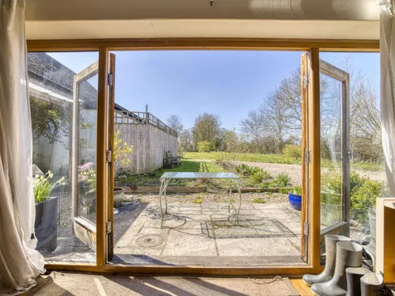 property Compatible Images}