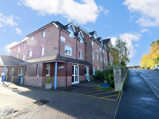 Similar property image