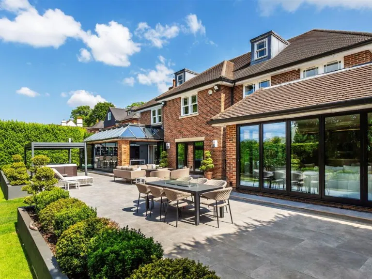 property Compatible Images}