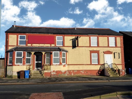 Similar property image