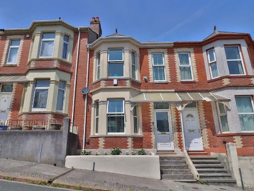 Similar property image