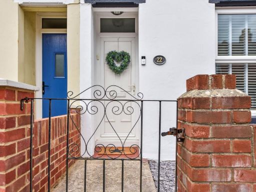 Similar property image