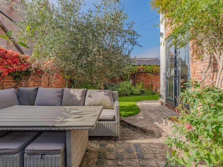 property Compatible Images}