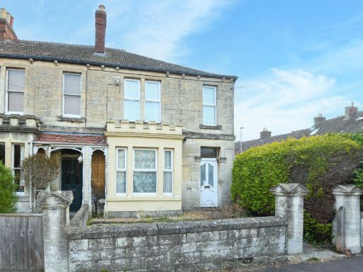 Similar property image