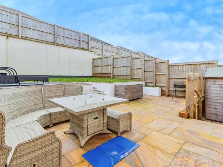 property Compatible Images}