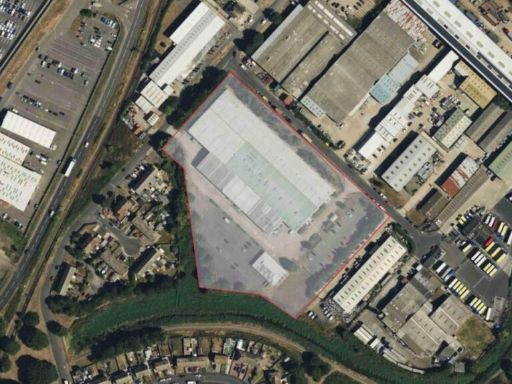 Similar property image