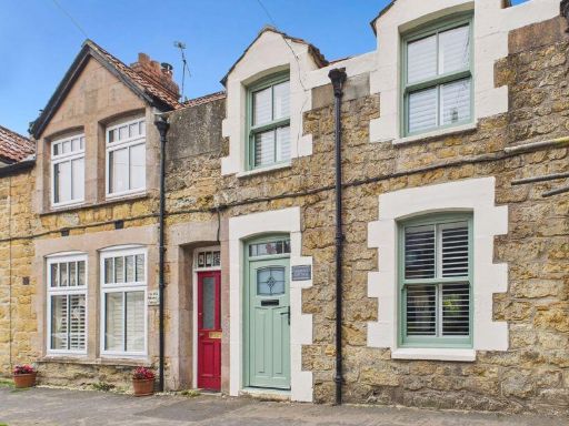 Similar property image