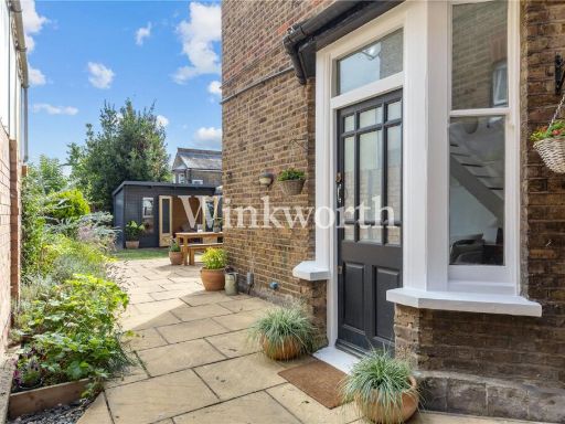 Similar property image