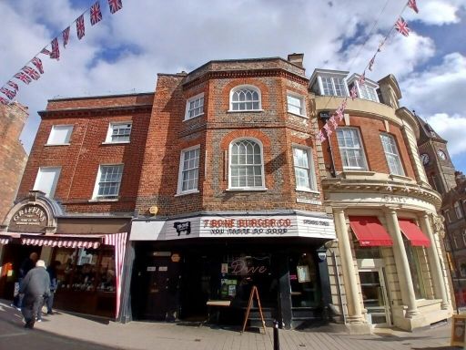 Similar property image