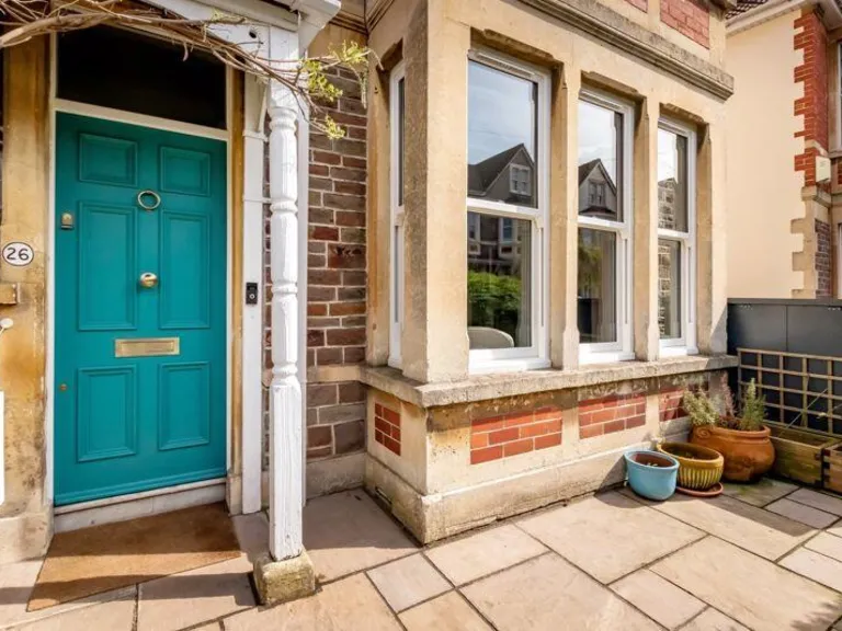 property Compatible Images}
