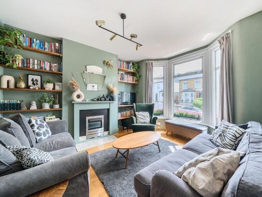 Similar property image