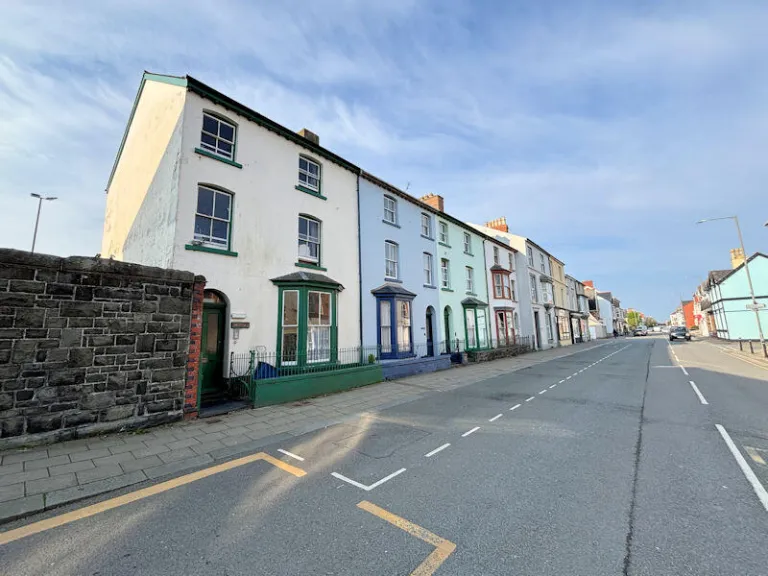 property Compatible Images}