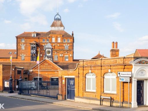 Similar property image