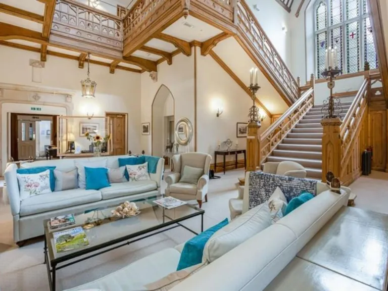 property Compatible Images}