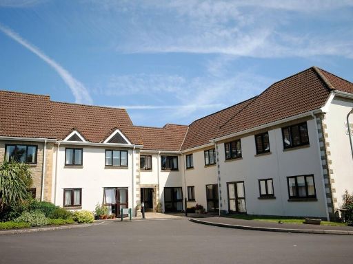Similar property image