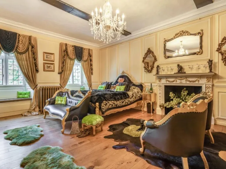 property Compatible Images}