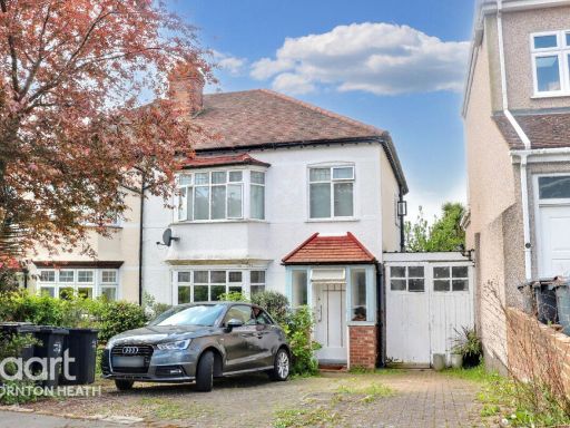Similar property image