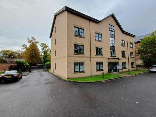 Similar property image