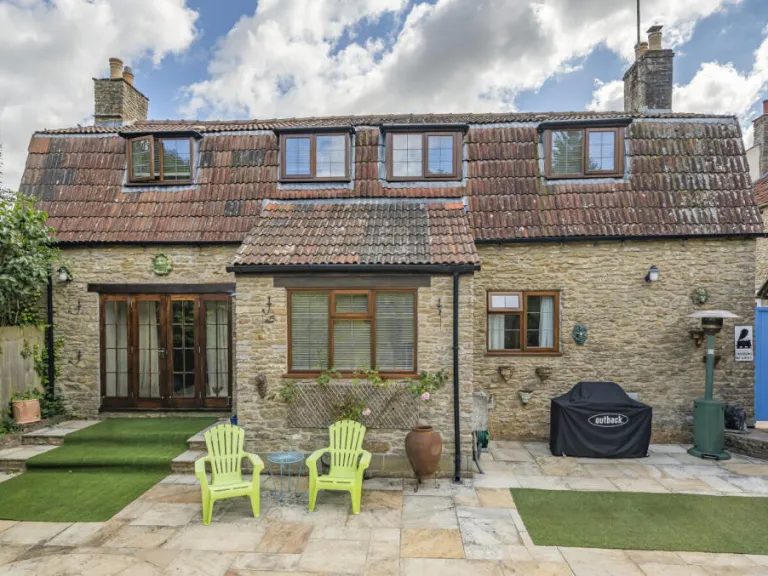 property Compatible Images}