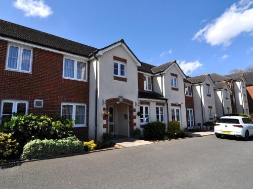 Similar property image