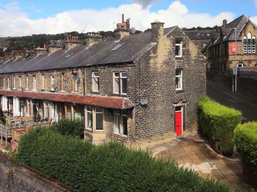 Similar property image
