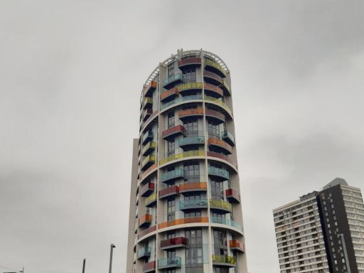 Similar property image