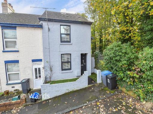 Similar property image