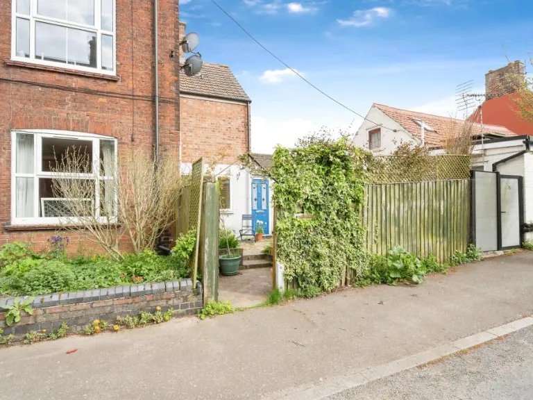 property Compatible Images}