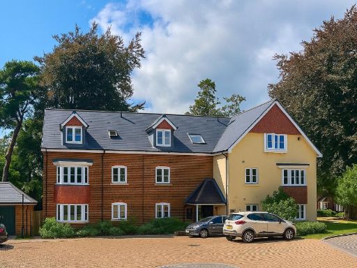 Similar property image