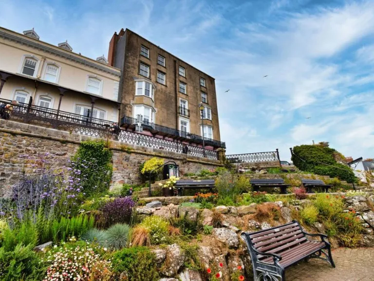 property Compatible Images}