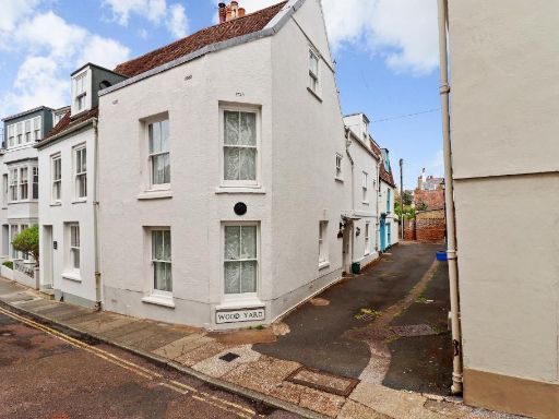 Similar property image