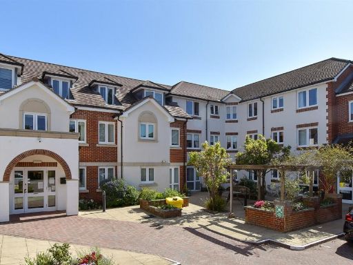 Similar property image