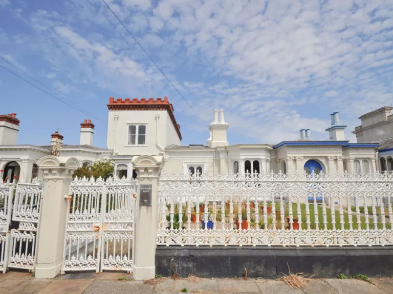 property Compatible Images}