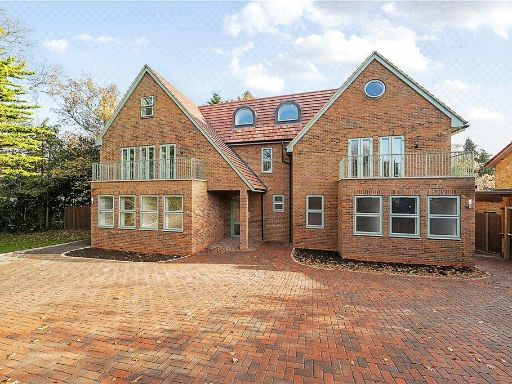 Similar property image