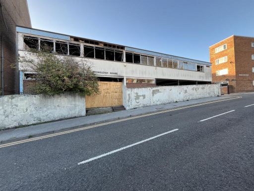 Similar property image