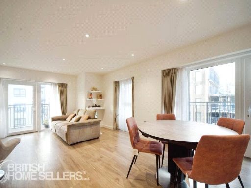 Similar property image