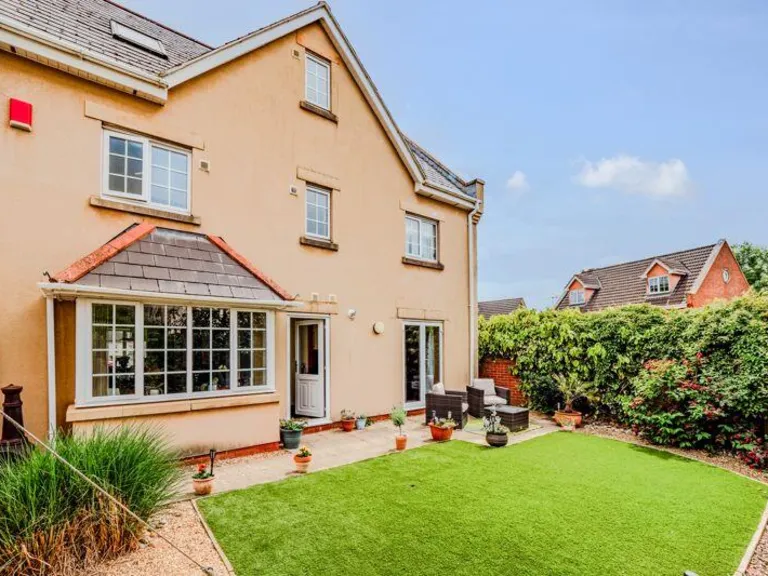 property Compatible Images}